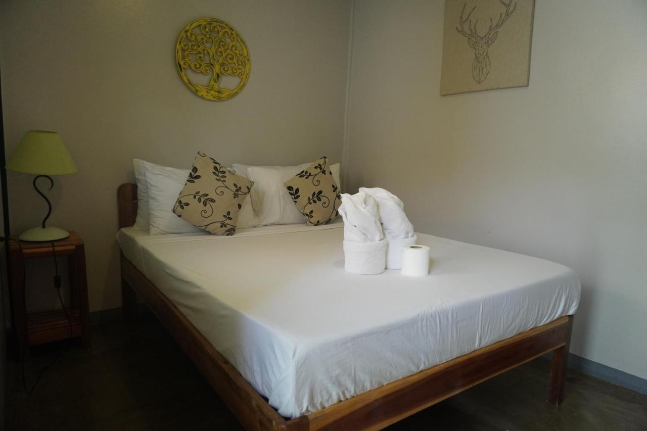 Keira Backpackers Hotel El Nido Exterior foto